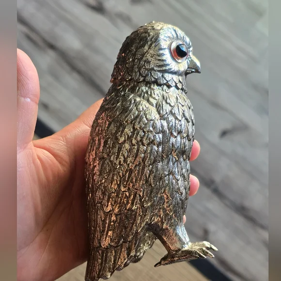 Corbell & Co. Silverplate Owl Muffineer/sugar Caster - Picture 3 of 6